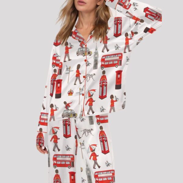 London Print Satin Pajama Set2